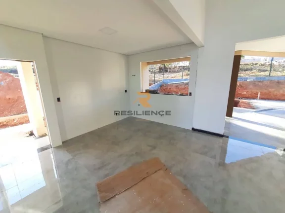 Imagem Casa maravilhosa com 03 quartos sendo 02 suítes em condomínio fechado !!