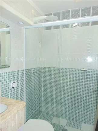 Imagem Praia de Pitangueiras,Amplo Apartamento com 132 Metros Úteis,Lazer,2 Garagens,Centrinho,Novo!