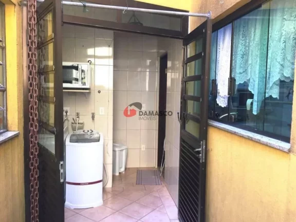 Imagem Sobrado para Venda 4 Quartos, 1 Suite, 4 Vagas, Nova Gerty, São Caetano do Sul - SP