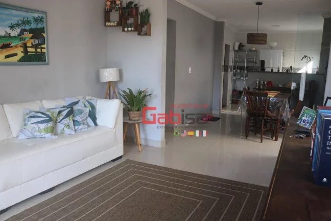 Imagem Casa com 2 dormitórios à venda, 230 m² por R$ 530.000 - José Gonçalves - Armação dos Búzios/RJ