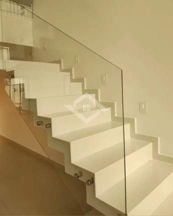 Imagem Casa de 3 suites, área gourmet e piscina, 251 m². Grand Park - Campo Grande