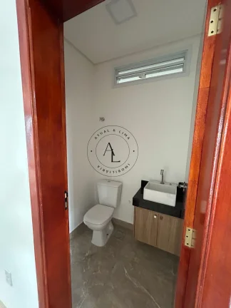 Imagem Casa Elegante em Condomínio Fechado em Valinhos: Conforto, Segurança e Qualidade de Vida!