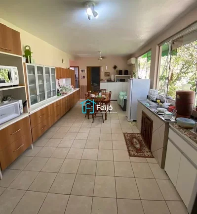 Imagem Casa 4 dormitórios com 2 pisos na Restinga Nova