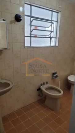 Imagem São 2 imóveis, um sobre o outro, exatamente iguais, cada um com 2 dormitórios, sala, varanda, coz...