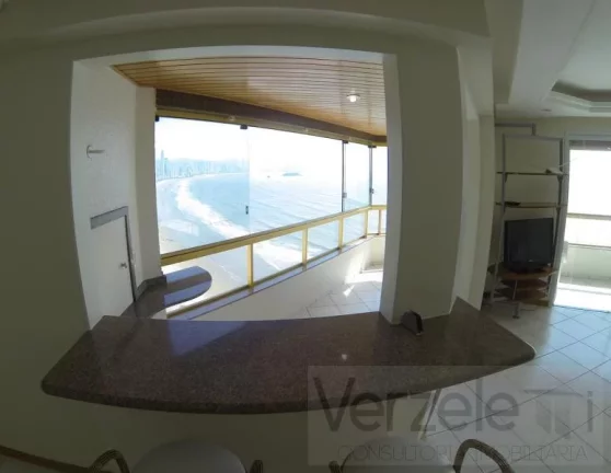 Imagem Frente ao Mar para Venda em Balneário Camboriú / SC no bairro Centro