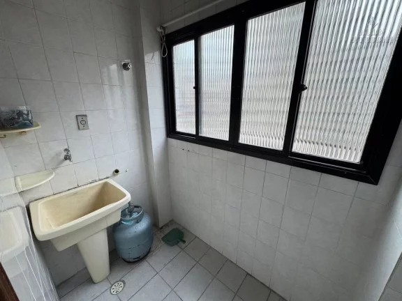 Imagem Ótimo apartamento à venda na Guilhermina PG
