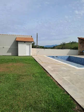 Imagem Chácara Santa Isabel Pertinho do asfalto 6 dormitórios!