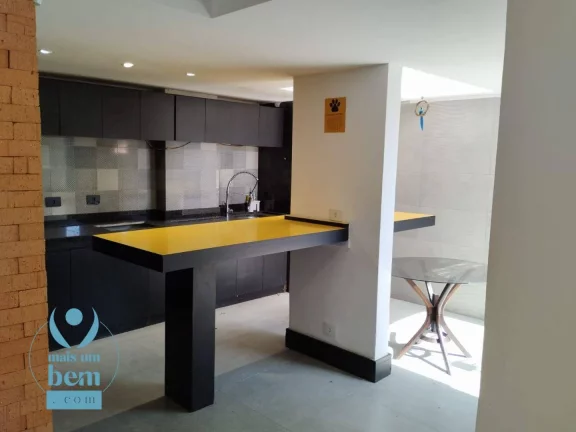 Imagem Sobrado semimobiliado para uso comercial com 150 m² à venda por R$ 749.000 - Mercês - Curitiba/PR
