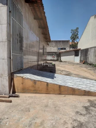 Imagem Casa com 431 m² de terreno em Cardoso Continuação, Aparecida de Goiânia/GO