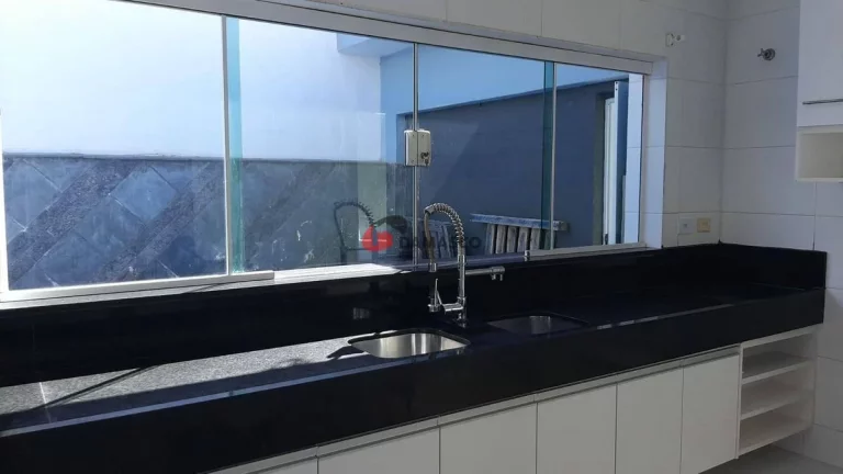 Imagem Casa à venda 3 Quartos, 1 Suite, 4 Vagas, 220M², Jardim São Caetano, São Caetano do Sul - SP