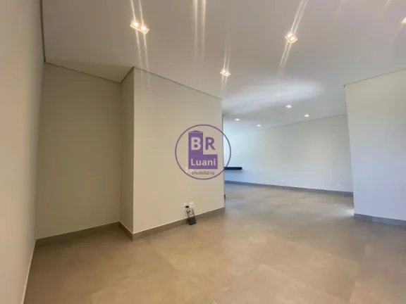 Imagem Linda casa térrea em condomínio fechado.