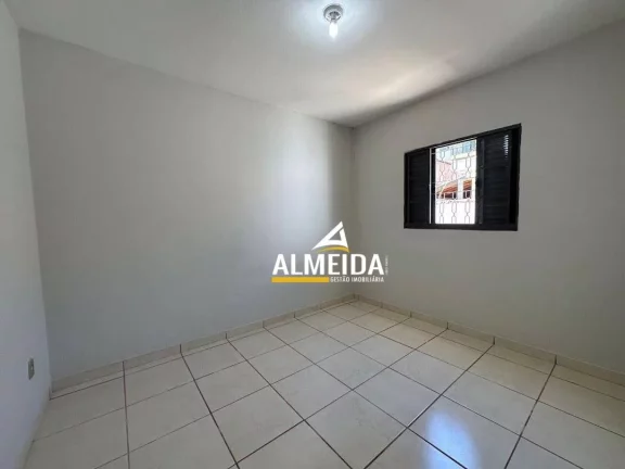 Imagem Casa com 2 dormitórios à venda, 83 m² por R$ 305.000,00 - Saúde - Rio Claro/SP