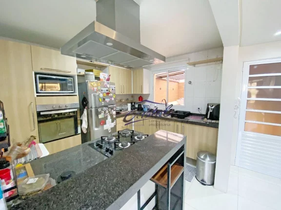 Imagem Casa com 3 quartos (1 suíte) à venda, 90 m² - Granja Viana - Cotia/SP