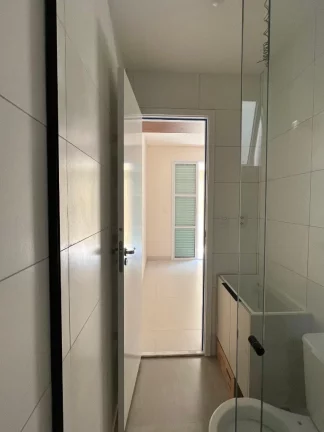 Imagem Apartamento à venda em Santo André-SP, bairro Campestre: 2 quartos, 1 banheiro, 1 vaga de garagem, 57m². Oportunidade única!