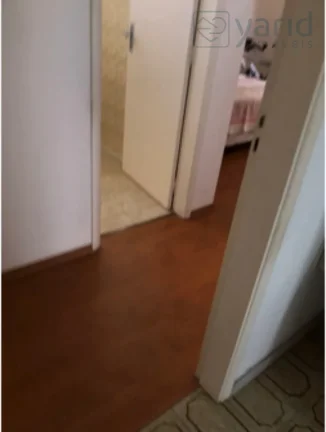 Imagem Imperdível casa à venda no Centro de Jundiaí-SP: 3 quartos, 1 suíte, 2 banheiros, 3 vagas de garagem e 228m² de área!