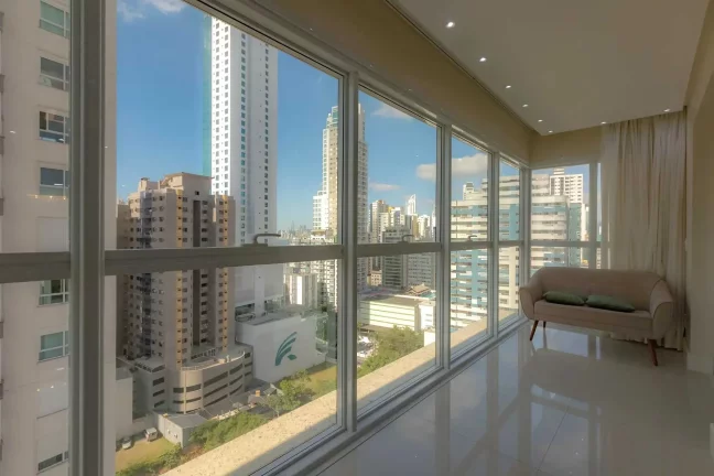 Imagem Apartamento Quadra Mar - Alto padrão, Finamente Mobiliado e Decorado em Balneário Camboriú