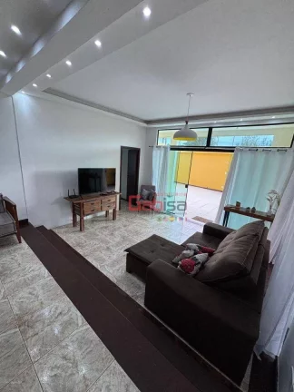 Imagem Casa com 6 dormitórios à venda, 430 m² por R$ 980.000,00 - Foguete - Cabo Frio/RJ