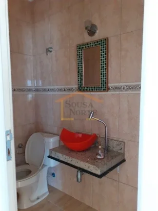 Imagem Apartamento 3 dormitórios, sendo 1 suíte, com armários embutidos, sala 2 ambientes, pisos em mard...