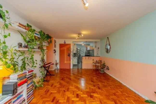 Imagem Apartamento 97m², 2 dormitórios, 2 vagas de garagem, 2 banheiros, área de serviço.
Apartamento l...