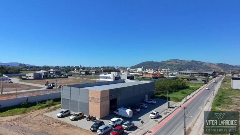 Imagem Terreno de Esquina 2.704m² à Venda no Bairro Recife