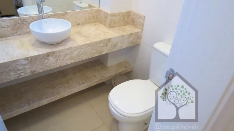 Imagem Excelente casa de Condomínio em Sambaqui, Florianópolis