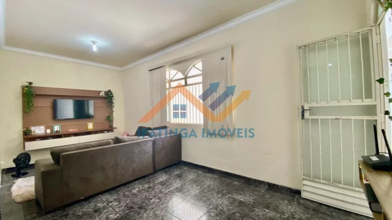 Imagem Casa à venda no bairro Iguaçu - Ipatinga