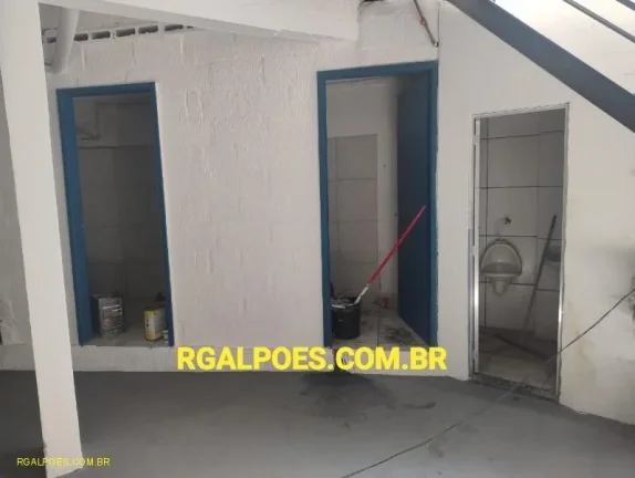 Imagem Galpão para Locação em BELFORD ROXO, Centro, 3 banheiros