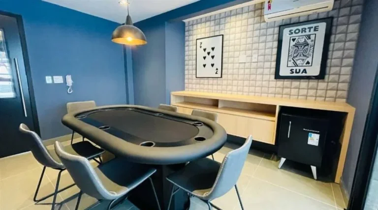 Imagem APARTAMENTO COM 120.51 m² - FORTE - PRAIA GRANDE SP