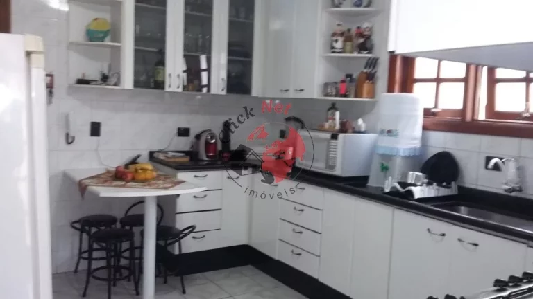 Imagem Sobrado Estuda permuta por apto até 50% em SBC ,Praia grande , 3 dormitórios e 3 vagas à venda no bairro Nova Petrópolis em São Bernardo do Campo