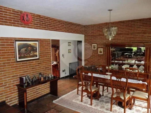 Imagem Sobrado à venda com 3 quartos, sendo 1 suíte, em Vila São Francisco, São Paulo - SP