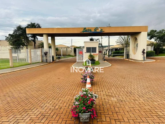 Imagem Casa com 3 dormitórios à venda, 121 m² - Araporã - Araporã/MG