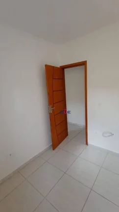 Imagem Casa tipo sobreposta baixa isolada, quintal com churrasqueira, 3 dormitórios à venda, 75 m² por R$ 480.000 - Marapé - Santos/SP