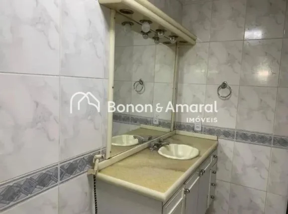 Imagem Amplo e bem distribuído, este apartamento de 143m² no coração do Cambuí é ideal para quem busc...