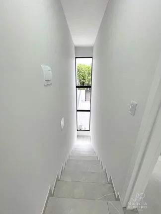 Imagem Casa Geminada em Cachoeira do Bom Jesus, Florianópolis/SC