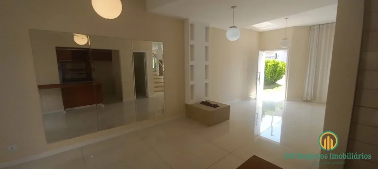 Imagem Linda casa 3 dormitórios, sendo 1 suíte com closet em condomínio com lazer