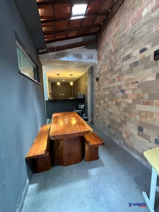 Imagem ALUGO CASA 3/4 + SUÍTES-CONDOMÍNIO- SIM