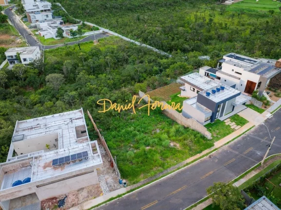 Imagem Ótimo lote com fundo para área verde, escriturado e registrado