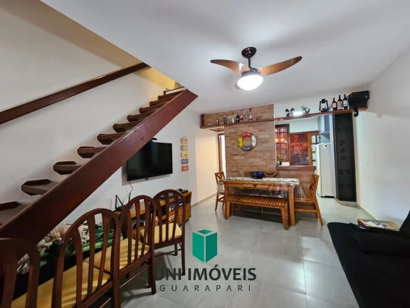 Imagem Casa duplex em condomínio fechado próximo a Praia de Peracanga ! Totalmente reformado e mobiliado.