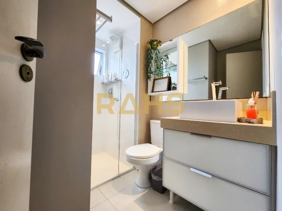 Imagem Este apartamento tenho certeza que vai te encantar... Ele é lindo, aconchegante, com cômodos bem d...