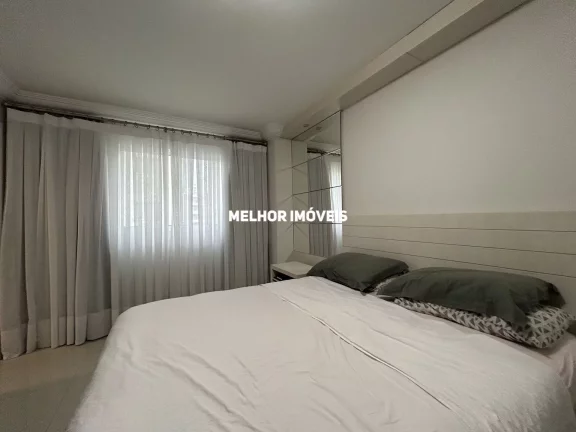 Imagem Apartamento à venda com 3 dormitórios e 2 vagas privativas no Centro de Balneário Camboriú