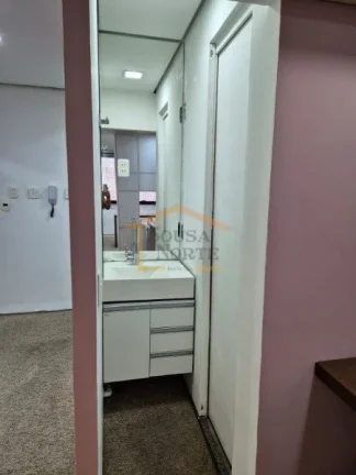 Imagem Conjunto comercial, com pintura e reforma novas,
ar condicionado, carpete, balcão fixo, 2 mesas fix...