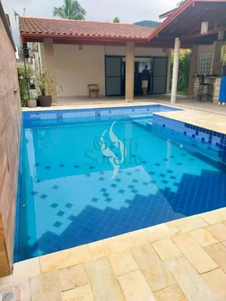 Imagem Casa em Condomínio Fechado à Venda em Horto Florestal - Ubatuba/SP.