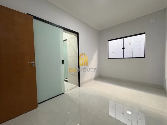 Imagem Casa com 3 quartos no Bairro Cardoso, em terreno com 208m² com 132m² de área construída possui:-...