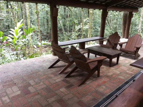 Imagem Casa no sertão da Barra do Una no meio da mata