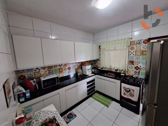 Imagem Casa Duplex 2 Quartos com Quintal e Churrasqueira no Ponto Chic - Ao Lado da Posse