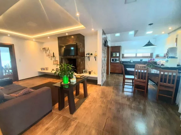 Imagem Casa dos Sonhos no Jardim Panorâmico, Garopaba-SC: Conforto, Sofisticação e Segurança!