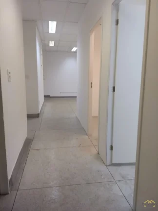 Imagem Salão para Alugar com 203m² na Rua do Retiro - Anhangabaú - Jundiaí/SP