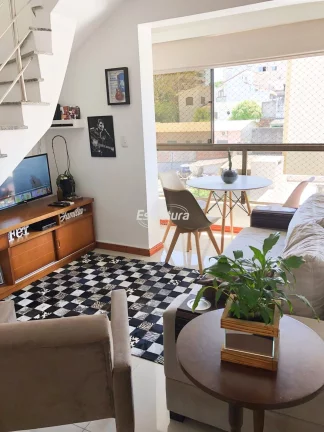 Amplo apartamento Duplex em localização privilegiada!
