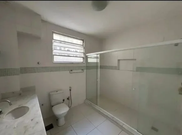 Imagem Apartamento tipo casa na avenida Atlantica pé na areia