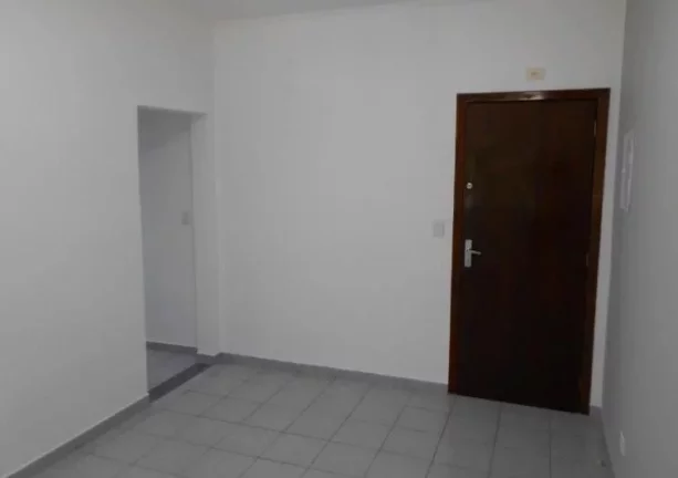 Apto com 2 dormitórios no Cambuci